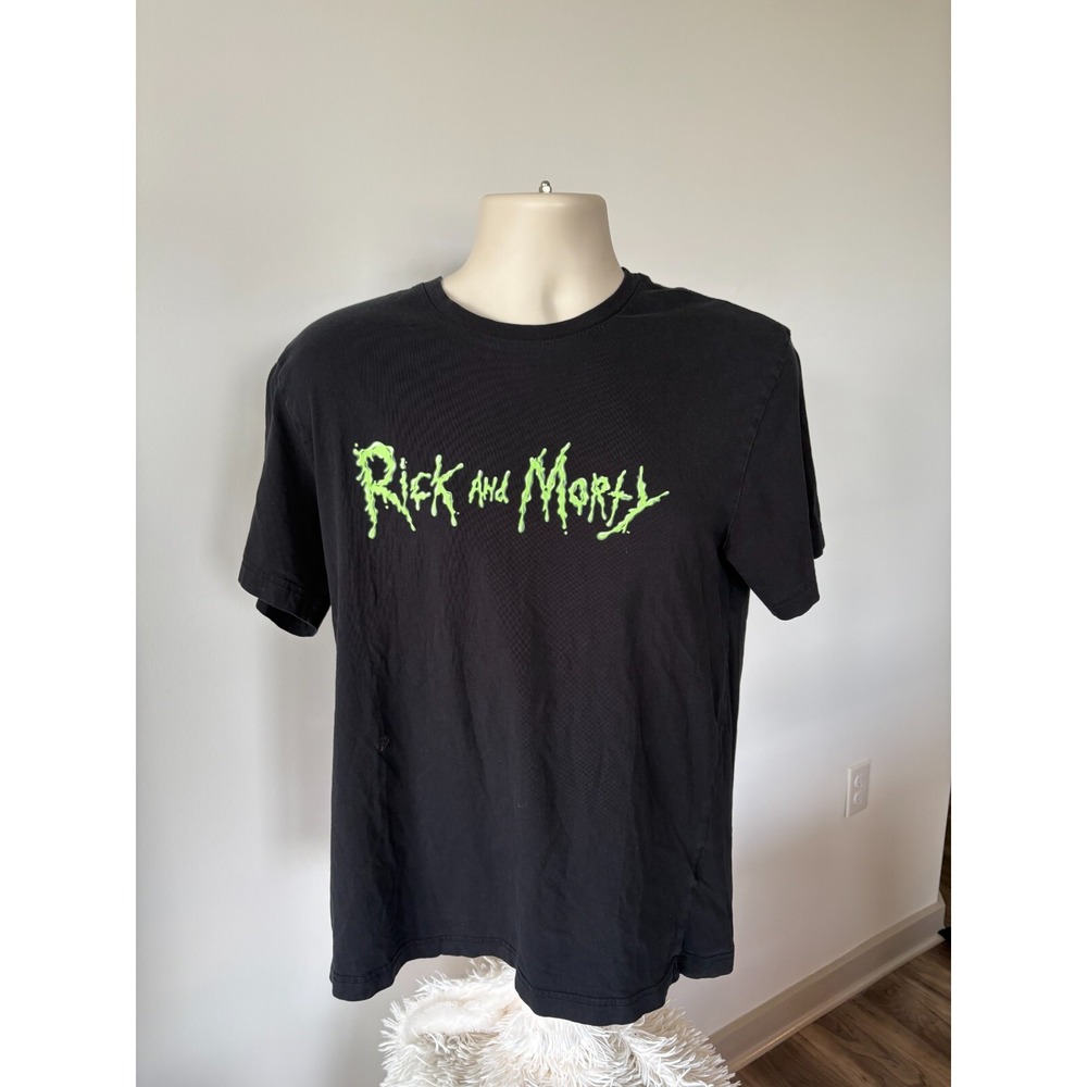 H&M RICK AND MORTY T SHIRT MENS SIZE MEDIUM BLACK SHORT SLEEVE